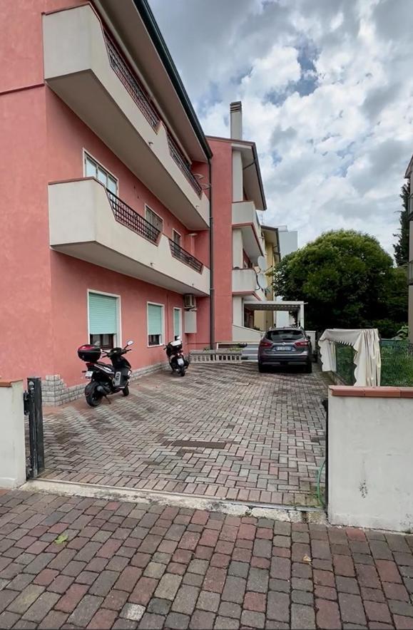 Ca' Bosega - Agenzia Cocal Apartment Caorle Luaran gambar